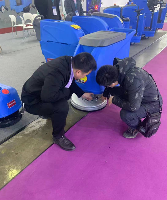 南充小型电动洗地机是否适合用于环卫保洁