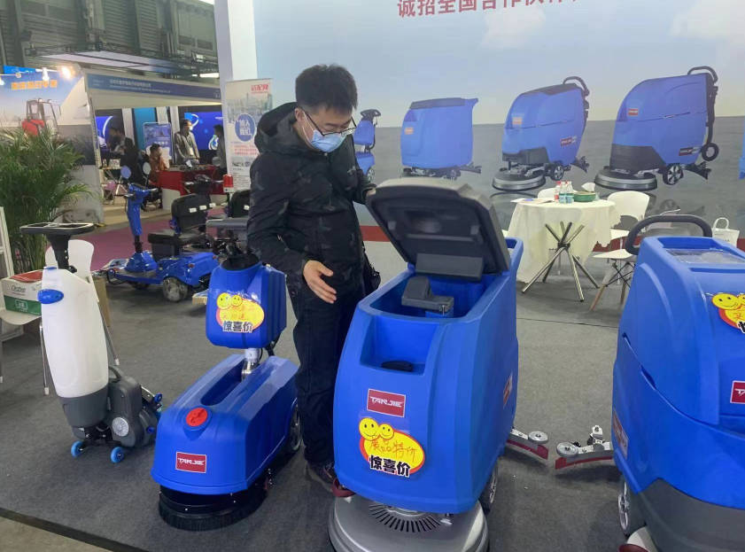 南充坦洁洗地机公司致力于电动洗地机的生产、销售和服务百家